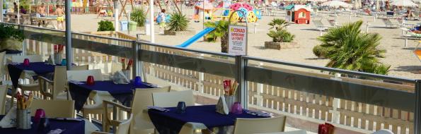 panoramic pl restauracja-na-plaży-rimini 011