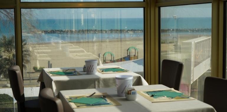 panoramic en offer-fair-tecnargilla-hotel-in-rimini-with-shuttle-service 009